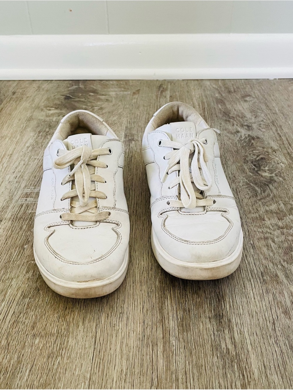 Cole Haan White Leather Lace Up Sneakers Women’s Size 7B Casual Shoes